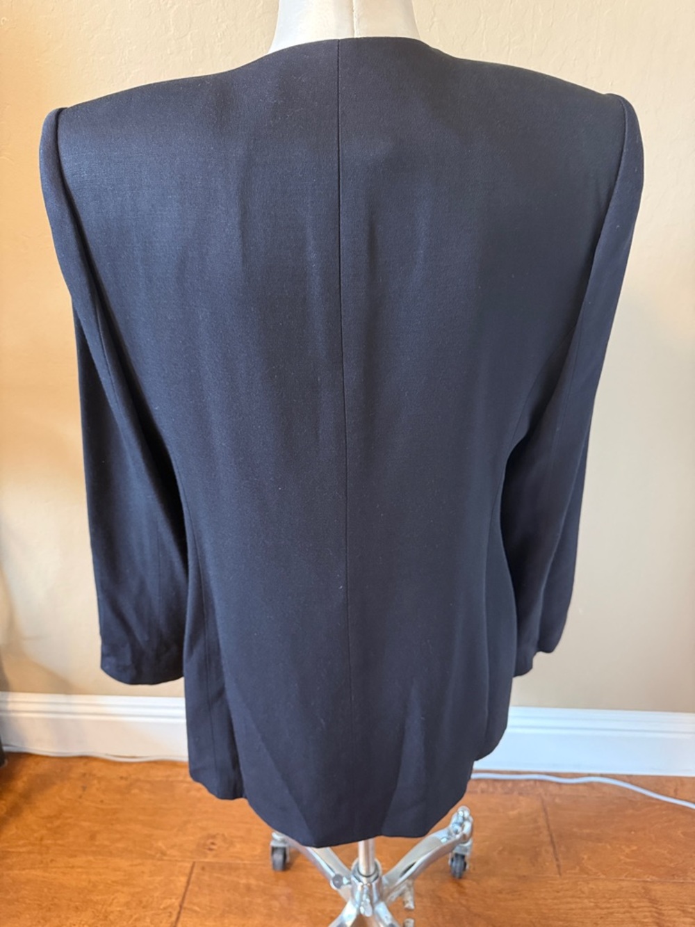 Criscione Vintage Cache 80s 90s Black Blazer Striped Contrast Lapel Rhinestone M - Picture 9 of 17